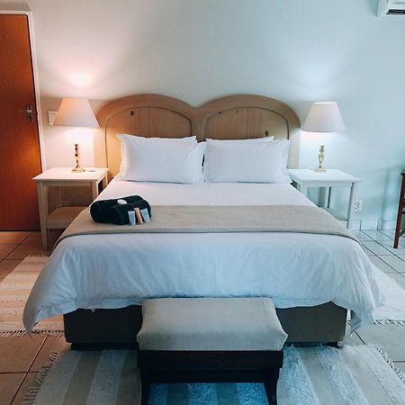 Pecan Farm Guesthouse Louis Trichardt Bagian luar foto