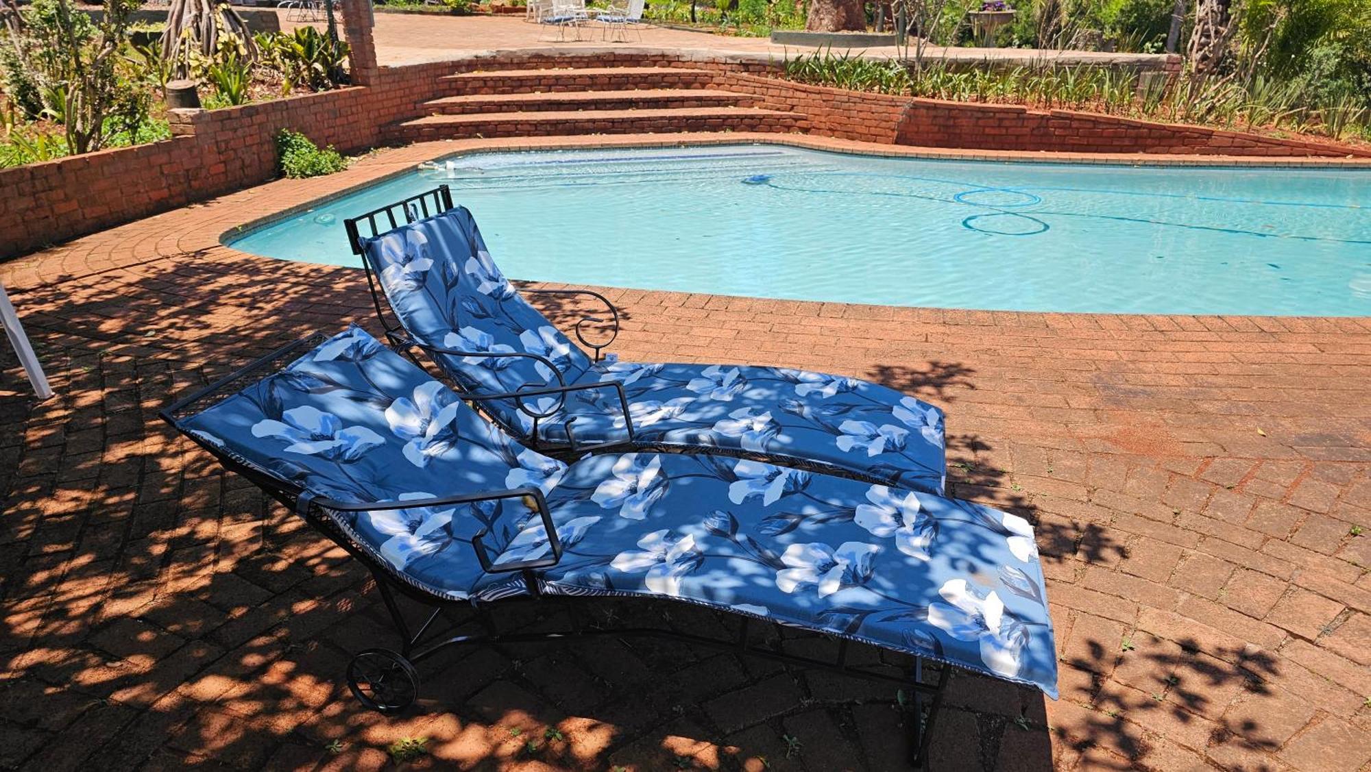 Pecan Farm Guesthouse Louis Trichardt Bagian luar foto