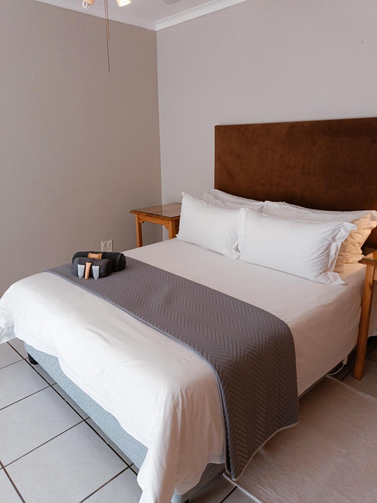 Pecan Farm Guesthouse Louis Trichardt Bagian luar foto