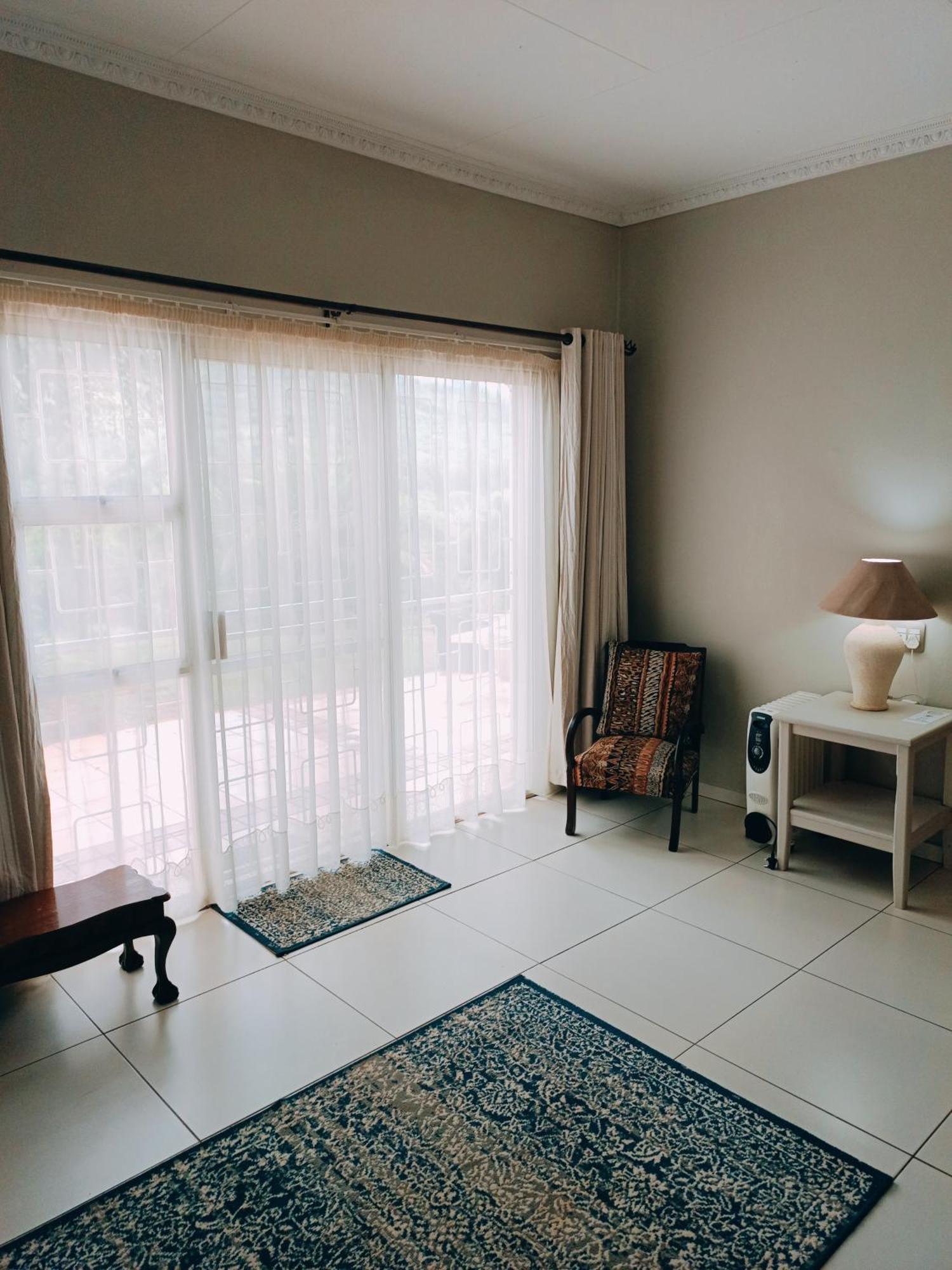 Pecan Farm Guesthouse Louis Trichardt Bagian luar foto